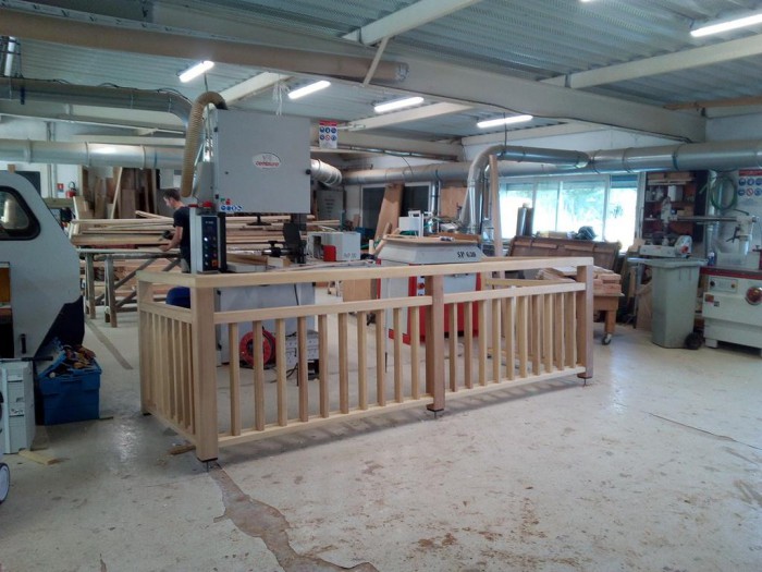 Atelier de menuiserie à WIMILLE 
