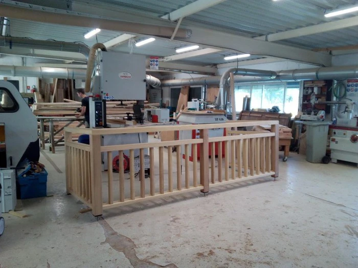 Atelier de menuiserie à WIMILLE 
